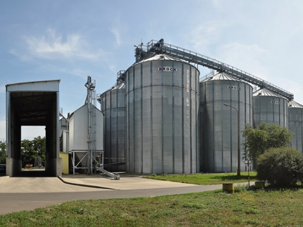 REF Agro-Měřín, a. s., Drnholec, 2009